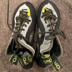 La Sportiva TC Pros (Size 40.5)